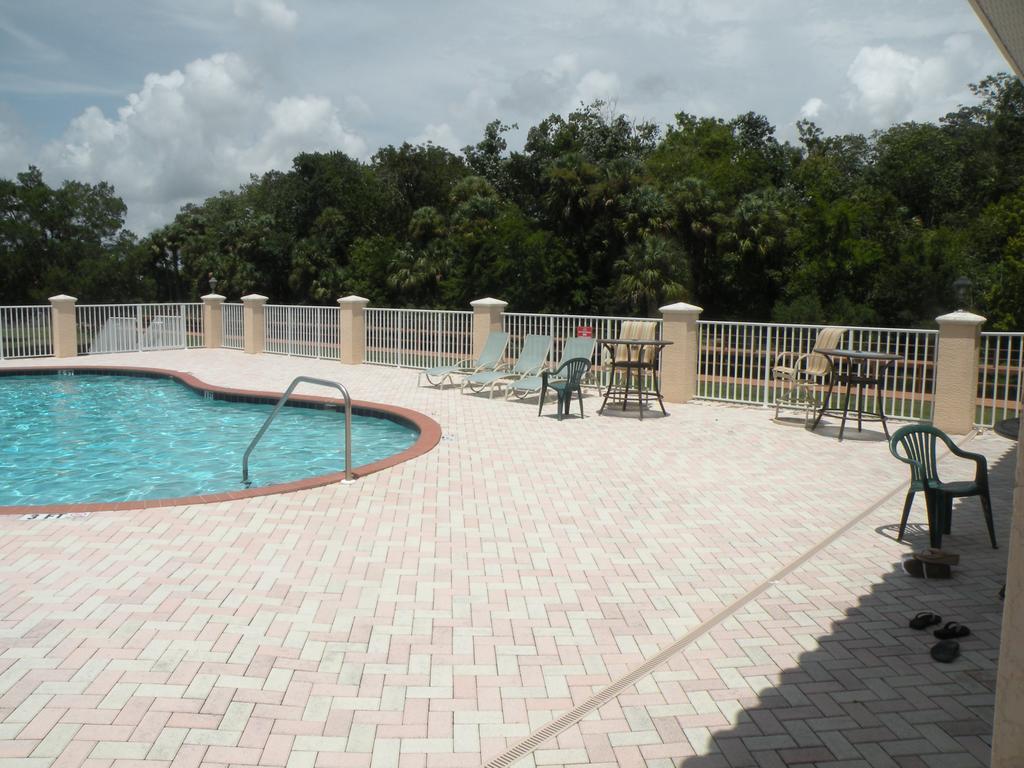 Tradewinds Homosassa Marina Resort Extérieur photo